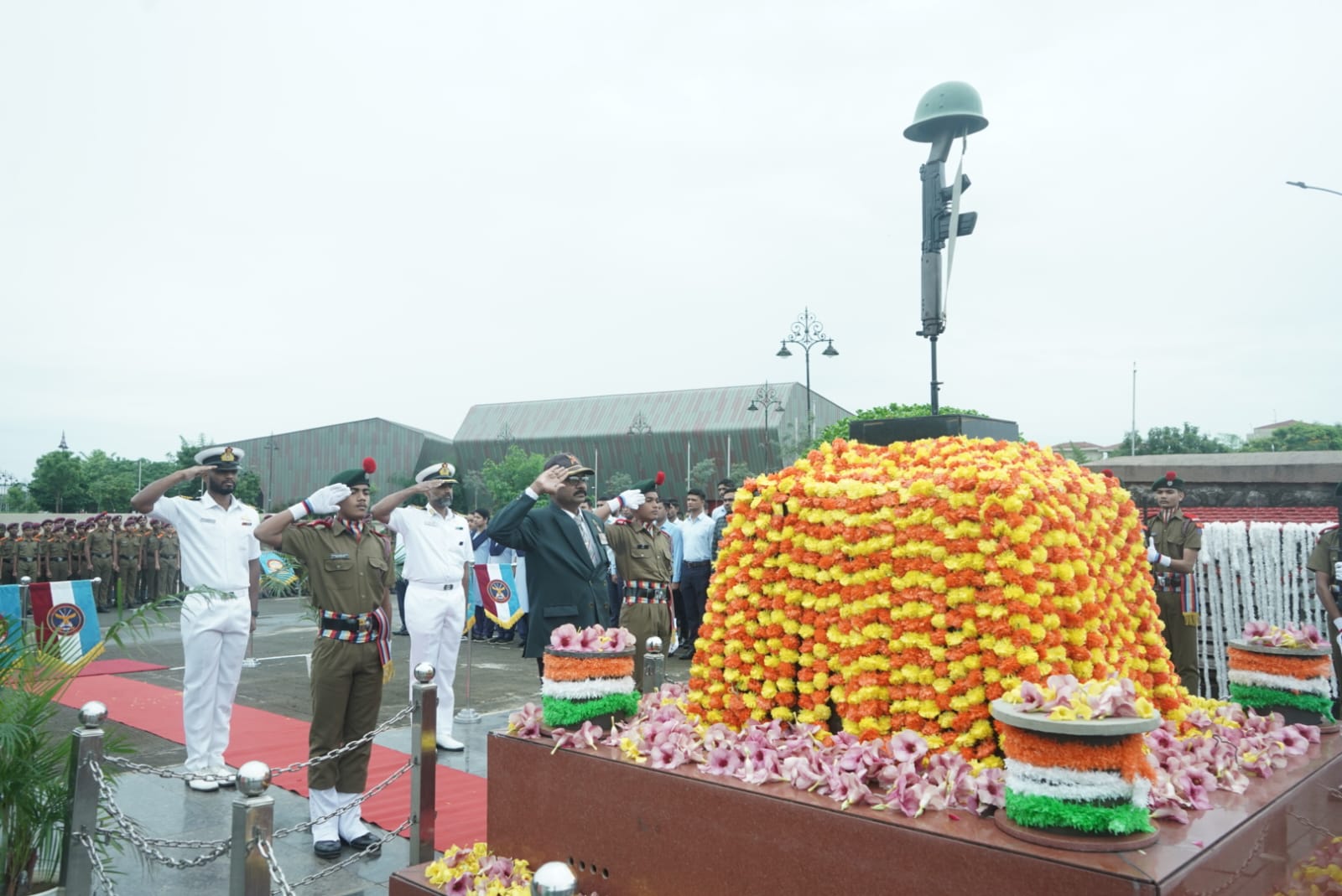 🎉 *Honoring Kargil Vijay Diwas at Sainik School Chandrapur 🇮🇳*